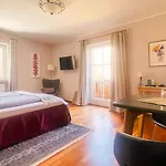 Kaiser's Apartment